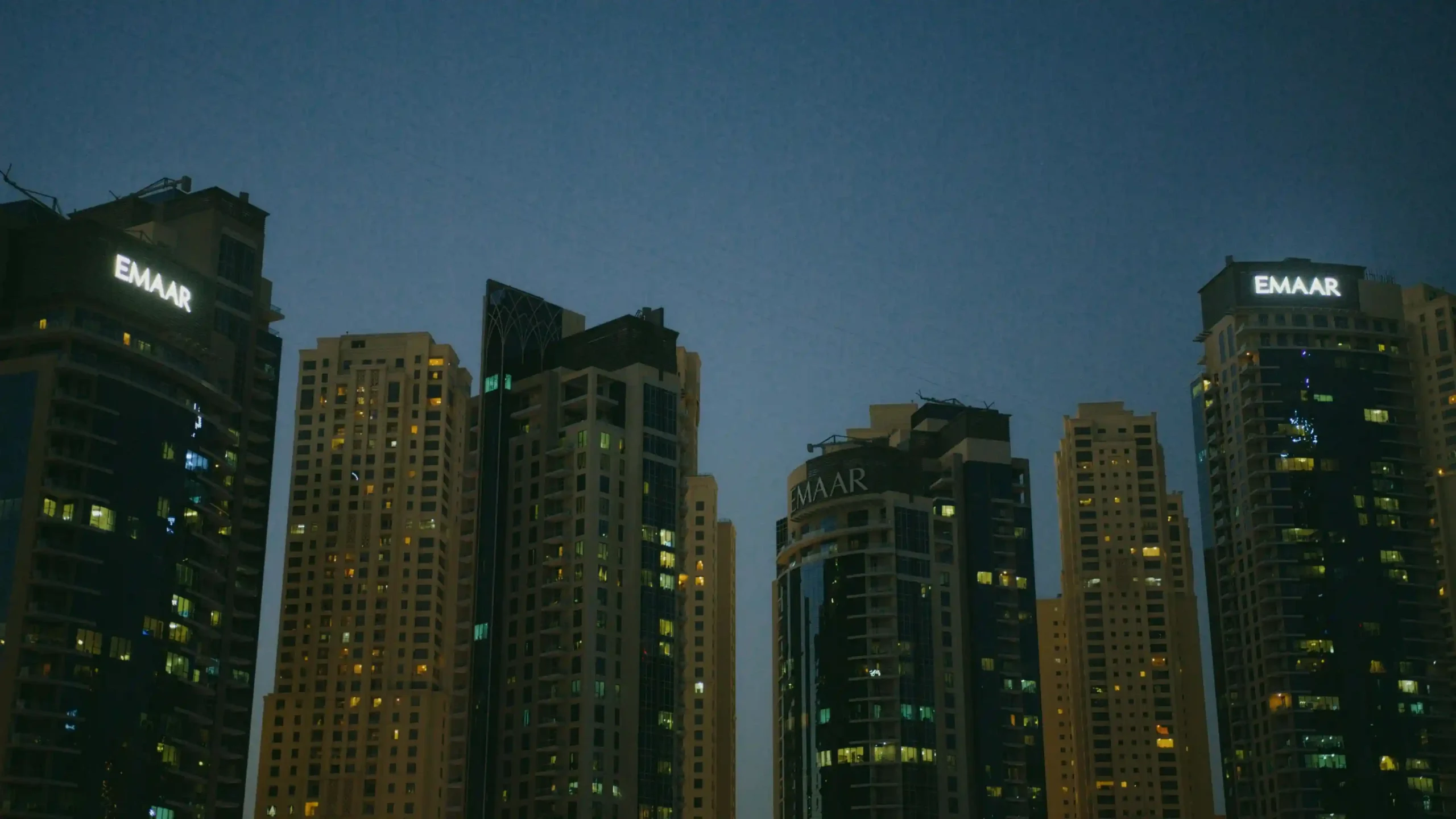 أسعار العقارات في الإمارات