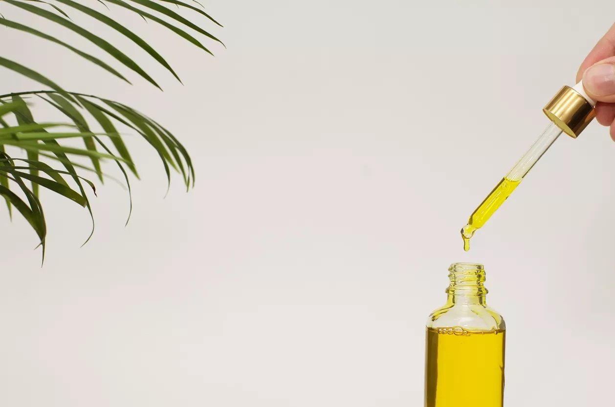 فوائد زيت فيتامين هـ للبشرة