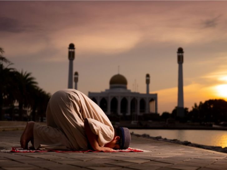 الفرق بين الصبح والفجر